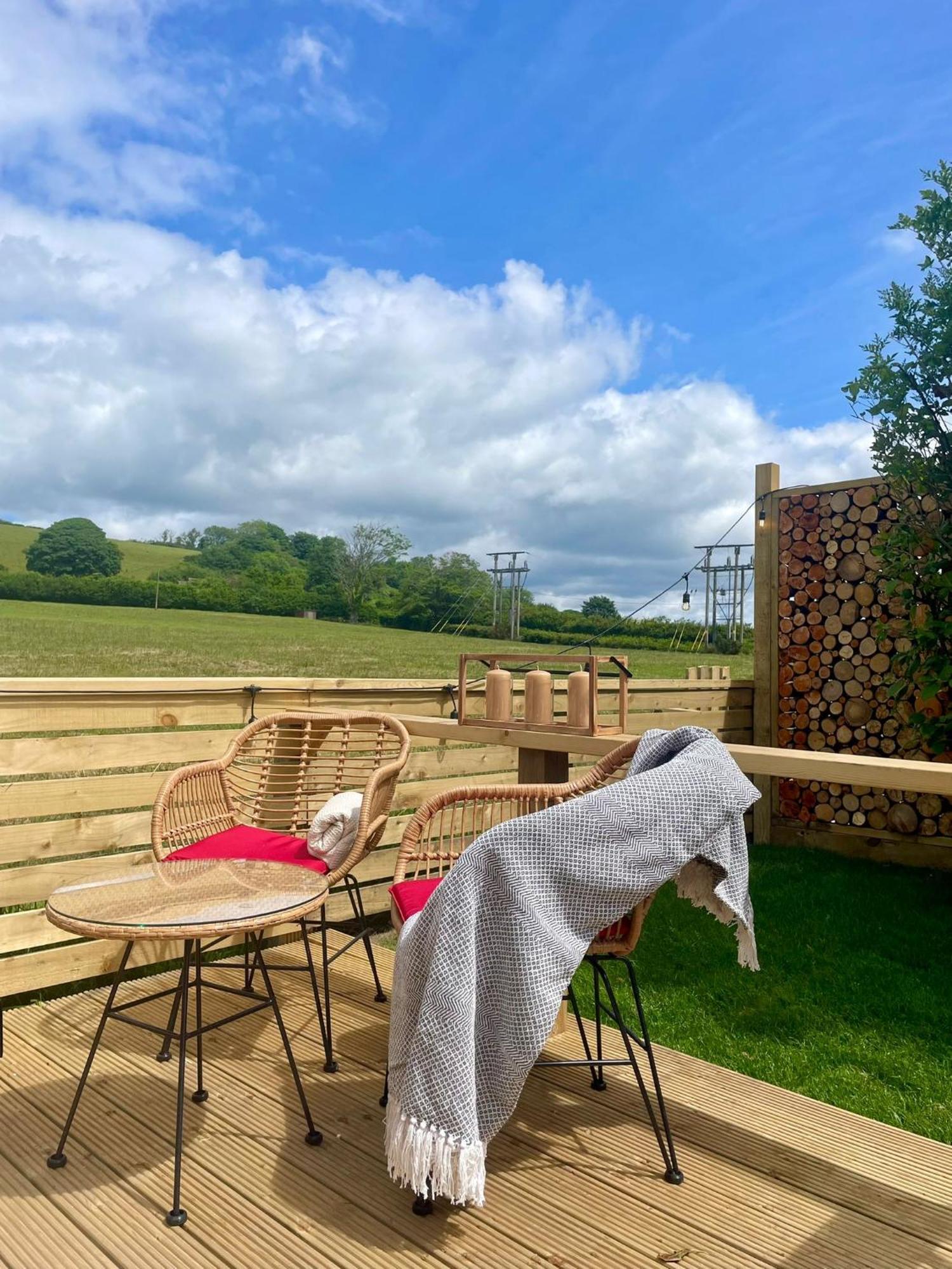 Coedydd - Woods Apartment Бридженд Екстериор снимка